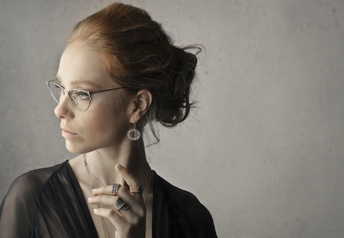 Studs vs Hoops vs Drops: Which Silver Earrings Suit Your Face Shape and Lifestyle?